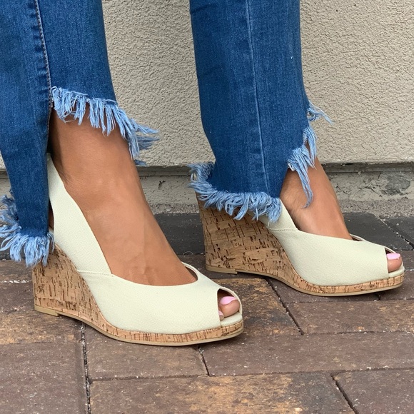 Anthropologie Shoes - NIB Cream Peep Toe Slingback Wedge Sandal